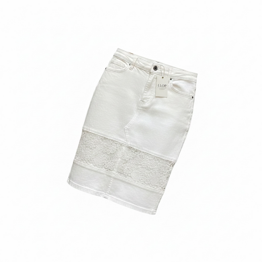 Falda con encaje blanco (TALLA 12)