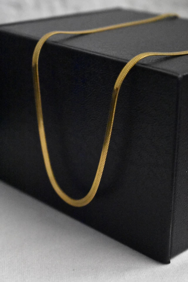 Cadena Snake Gold