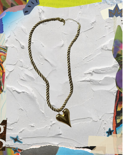 Collar corazon dorado
