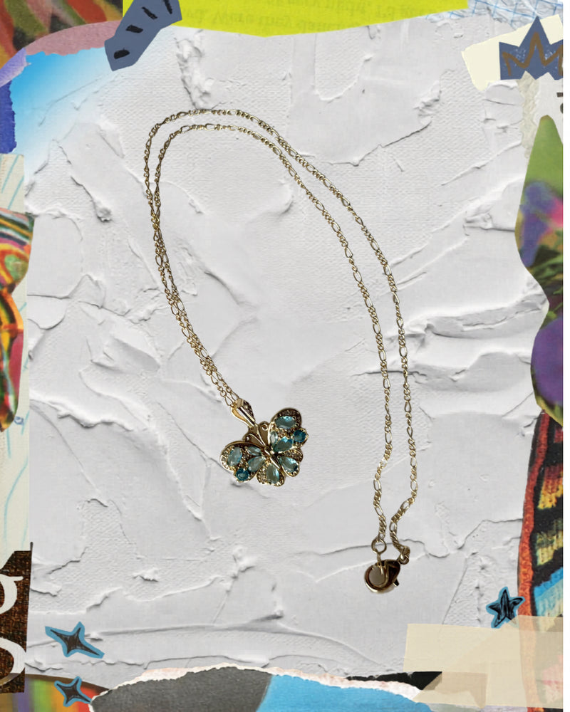 Collar mariposa azul