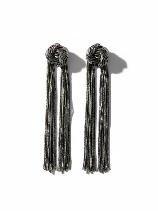 Aretes Rebel Knot