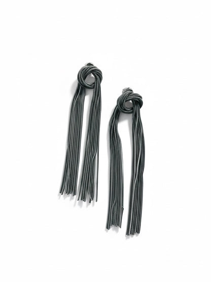 Aretes Rebel Knot