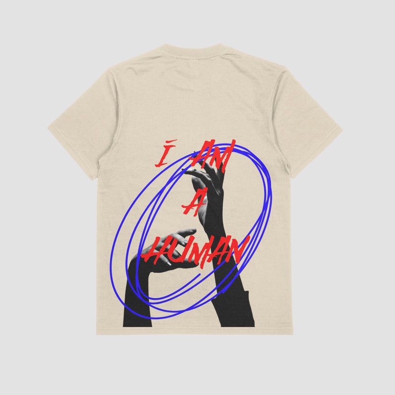 Playera Oversize AM A HUMAN