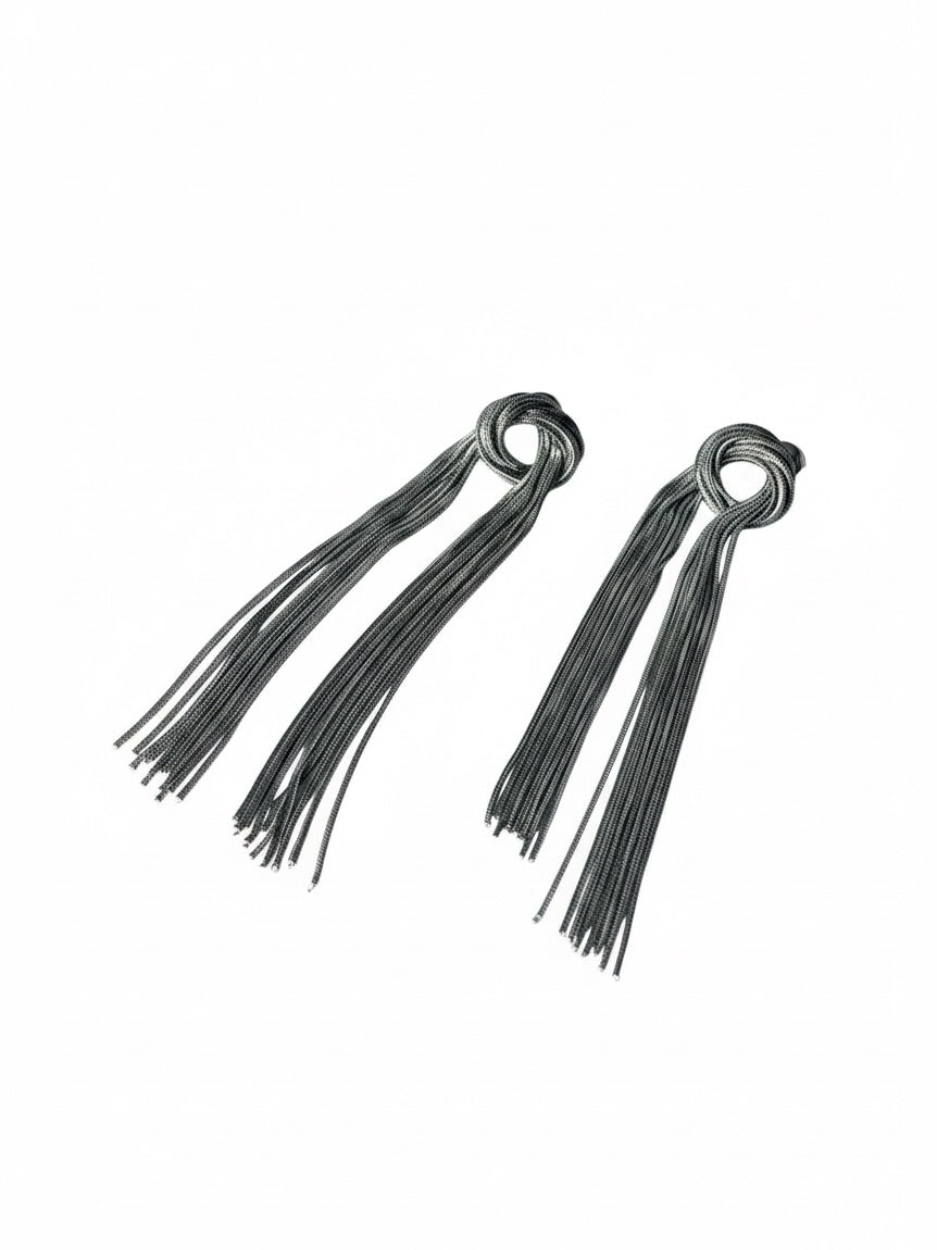 Aretes Rebel Knot